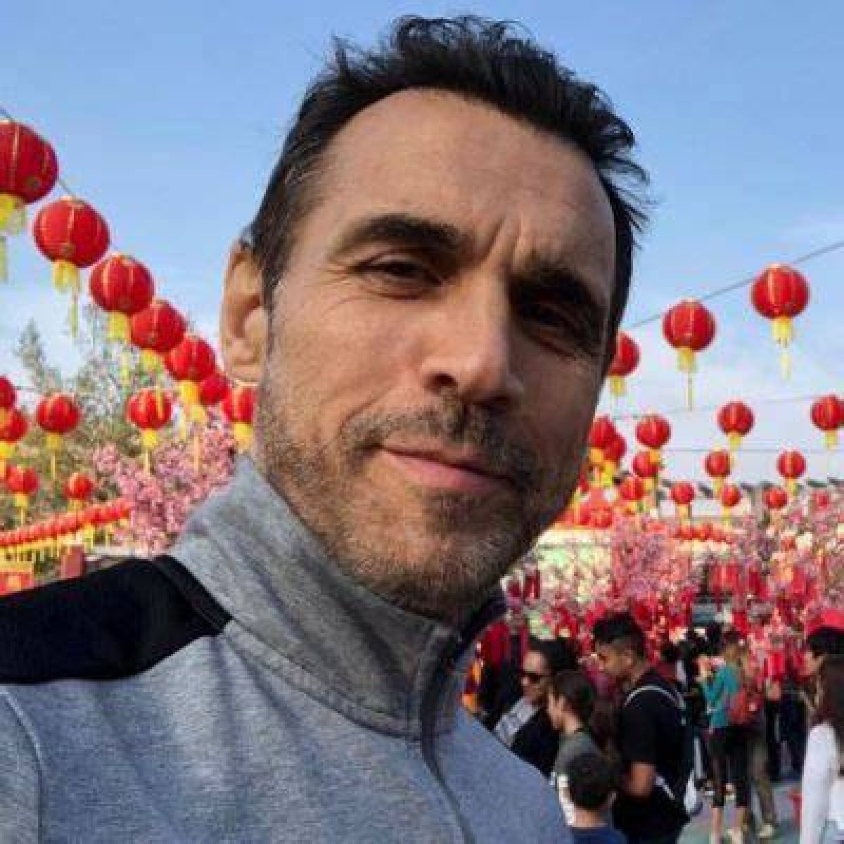 Adrian Paul Bio, Wiki, Age, Height, Wife, Children, Family, Net Worth, Movies and Tv Shows
