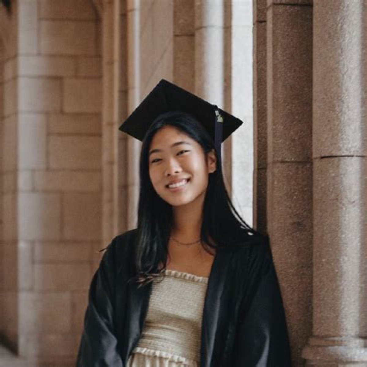 Amelia Wang: the Rising Star of the Entertainment Industry