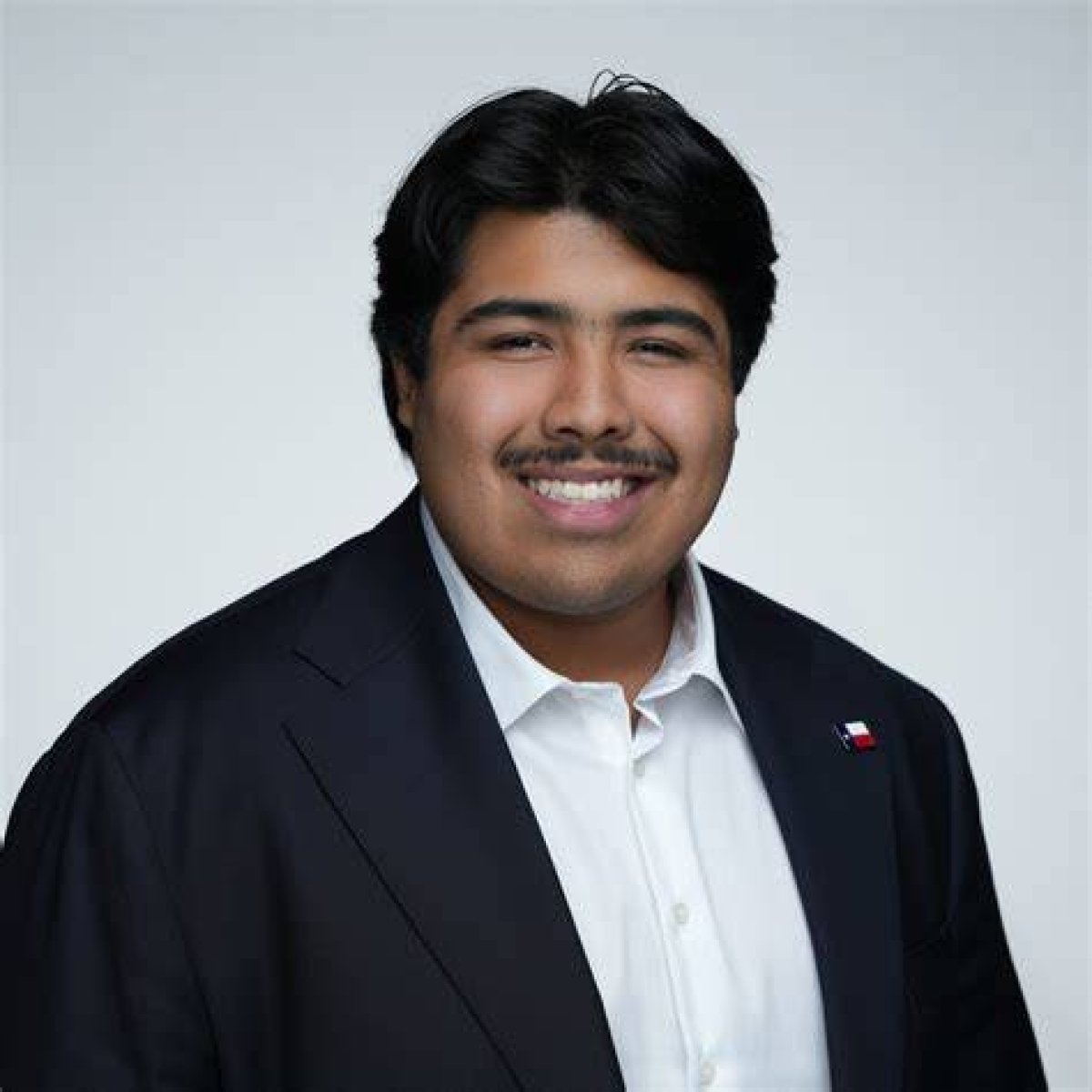 Anthony Hernandez: a Comprehensive Insight into the Rising Star