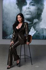 Apollonia Kotero: the Multifaceted Star of Music and Acting