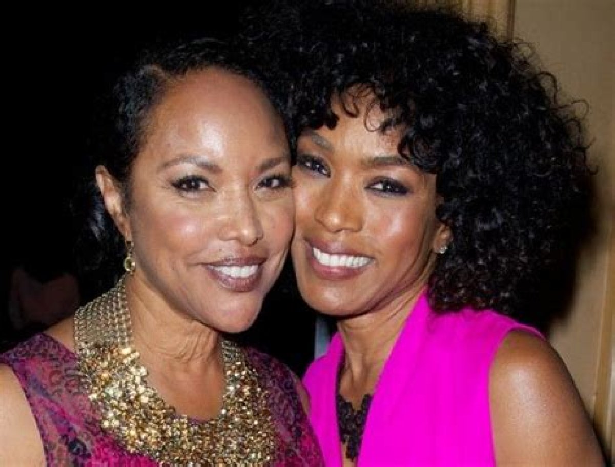 Are Angela Bassett and Lynn Whitfield Related?