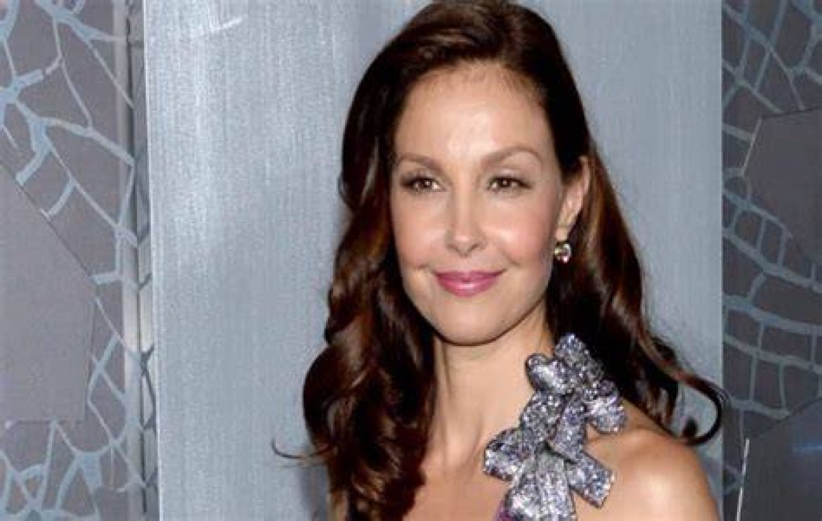 Ashley Judd Wedding: a Deep Dive into the Actress's Romantic Journey