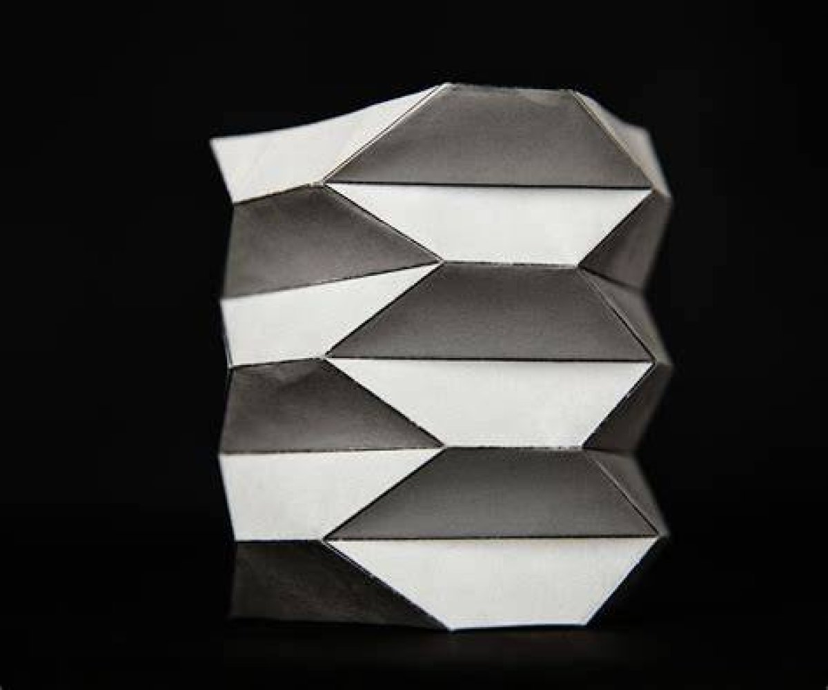 Bulletproof Origami Shield Is Designed to Protect Police