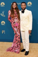 Celebrity Couples Heat up Red Carpet |