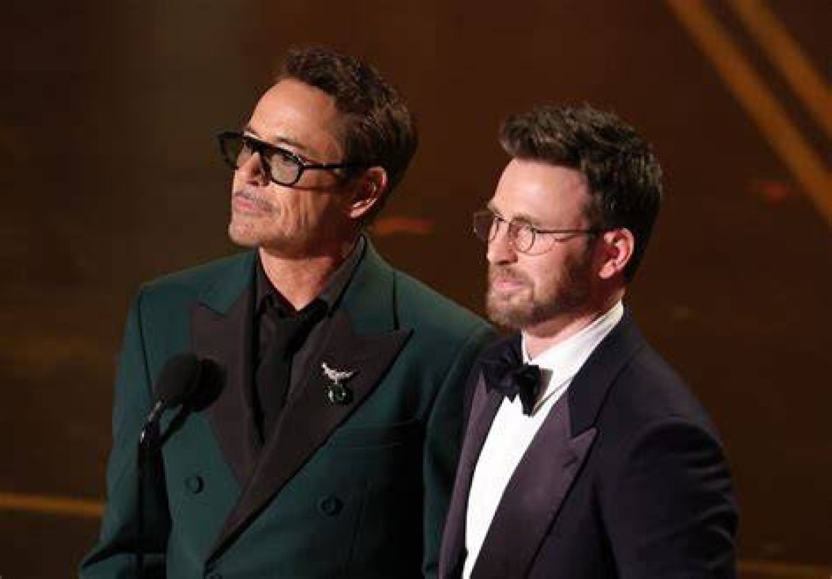 Chris Evans: the Road to Oscar Nominations