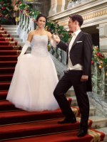 David Nehdar and Lacey Chabert Wedding Pictures Explored