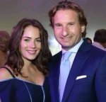 Dean Phillips' Wife: Unveiling Her Age and Personal Life