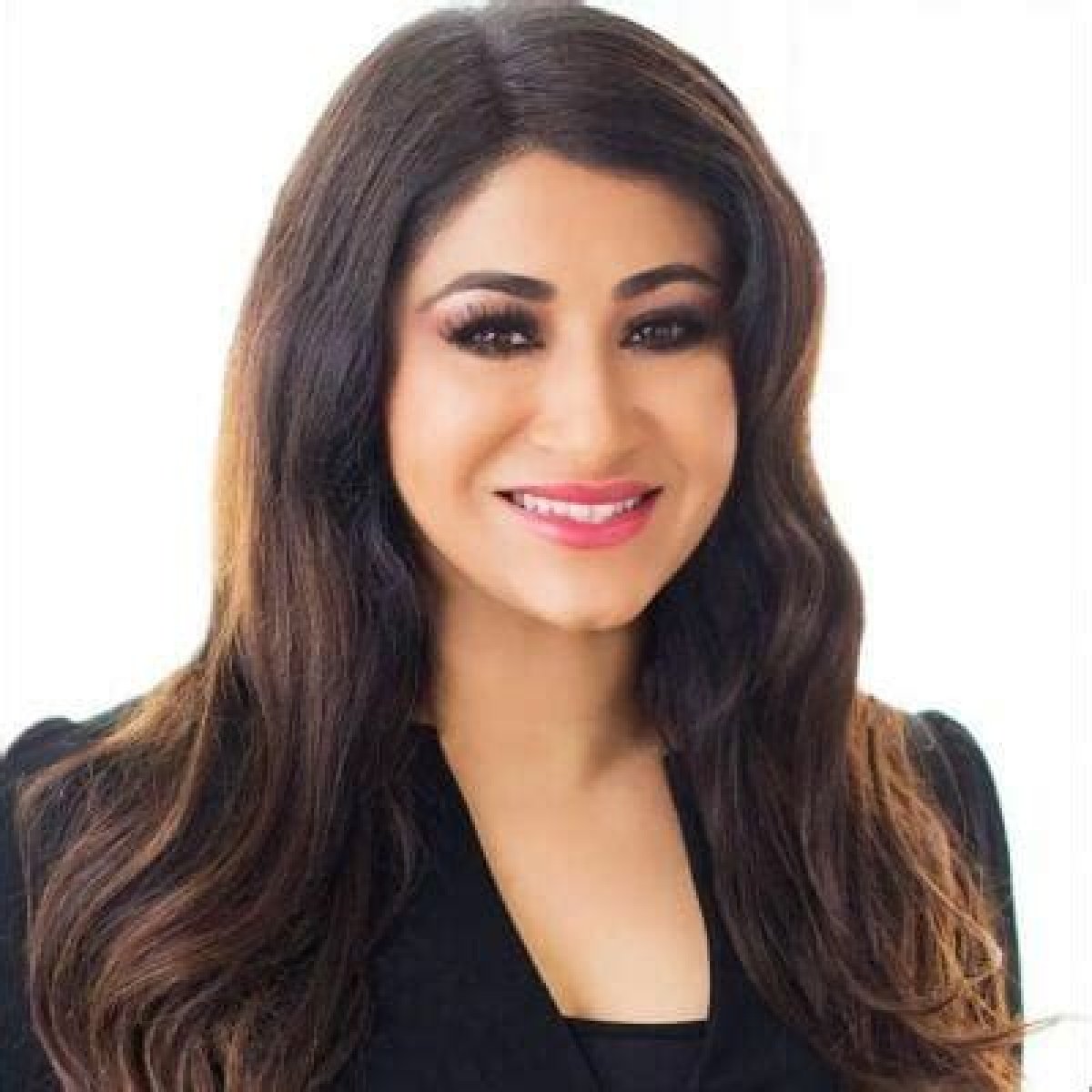 Death Cause of Sonia Azizi: Family Mournsthe Loss