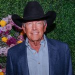 Discover George Strait's Height: the Truth Revealed