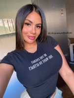 Discover the Secrets of Val Cortez's Instagram Success