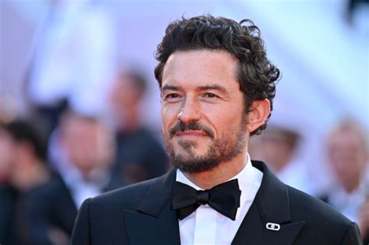 Discovering the Age of Orlando Bloom: a Journey Through Time
