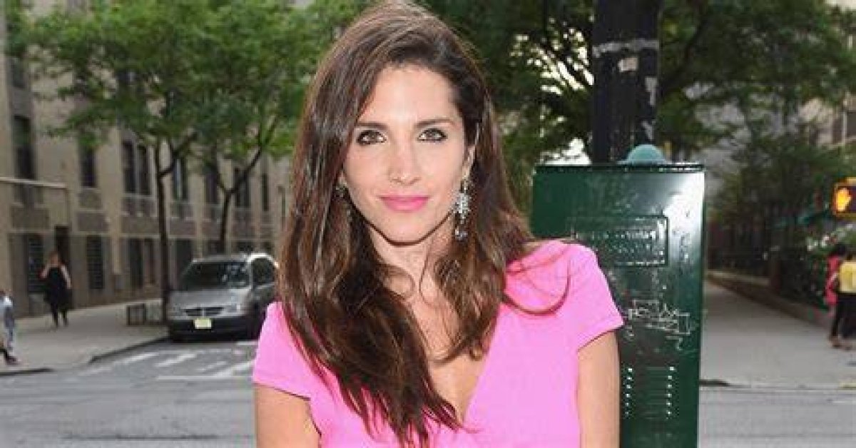 Elisa Jordana Biography, Age, Net Worth and Boyfriend.