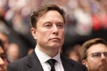 Elon Musk and the Paparazzi: a Never-Ending Chase