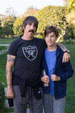 Everly Bear Kiedis: a Comprehensive Guide to the Life, Career, and Legacy of the Musical Prodigy