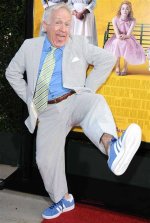 Exploring Leslie Jordan's Legacy: the Life of a Beloved Gay Icon