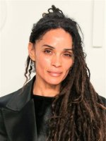 Exploring the Allure of Lisa Bonet: Her Estatura and More