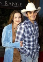 Exploring the Life of Kimberly Williams and Her Kids