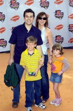 Fred Savage Family, Wife, Children, Parents, Siblings ·