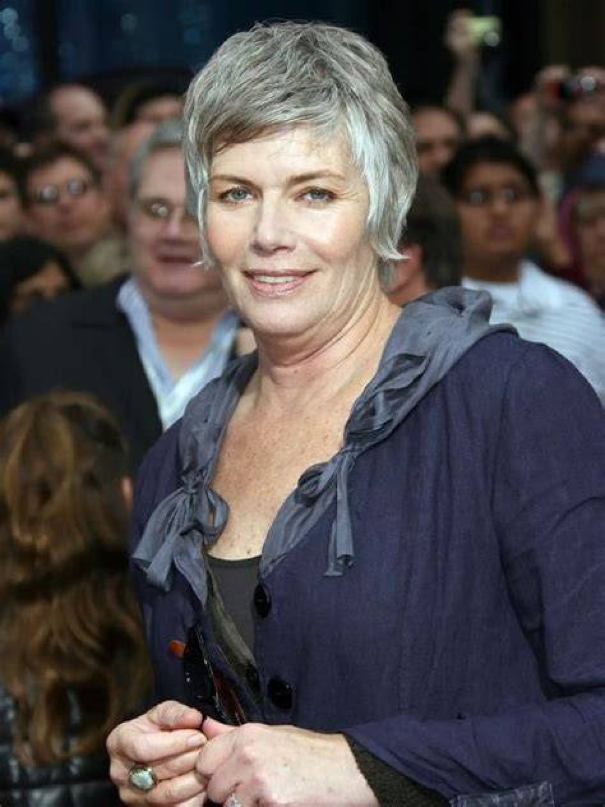 How Much Is Kelly Mcgillis Worth