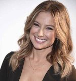 How Much Money Does Sugar Lyn Beard Make? Latest Income Salary