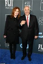 How Tall Is Henry Winkler? Find out the Answer in Feet and Inches