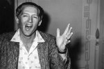 How Tall Was Jerry Lee Lewis? |