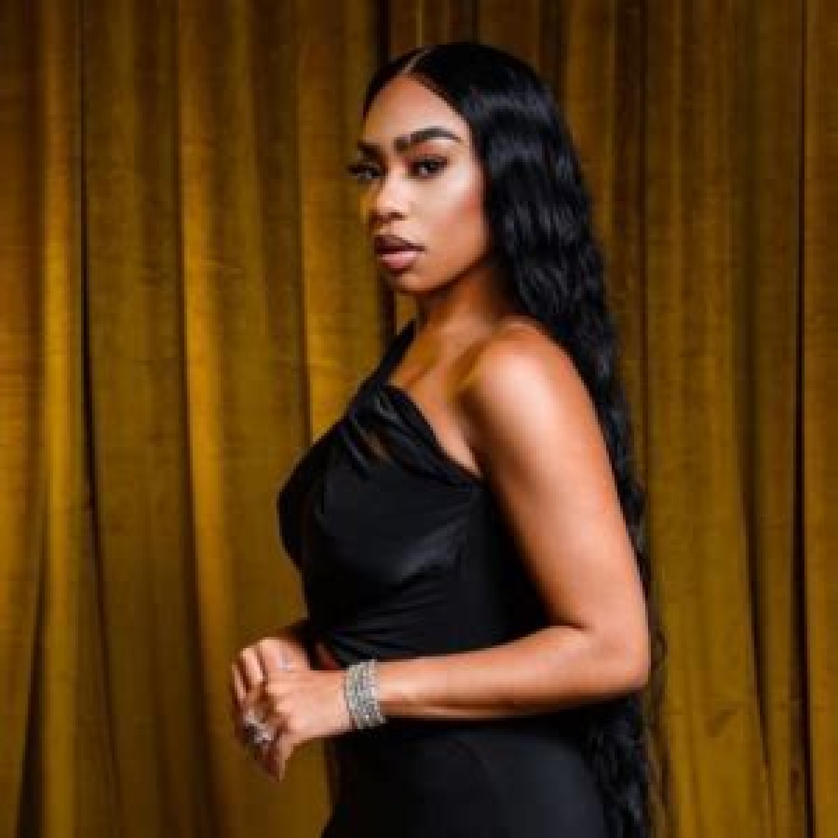 Is B Simone Pregnant 2023? Baby Bump Rumours and Weight Loss