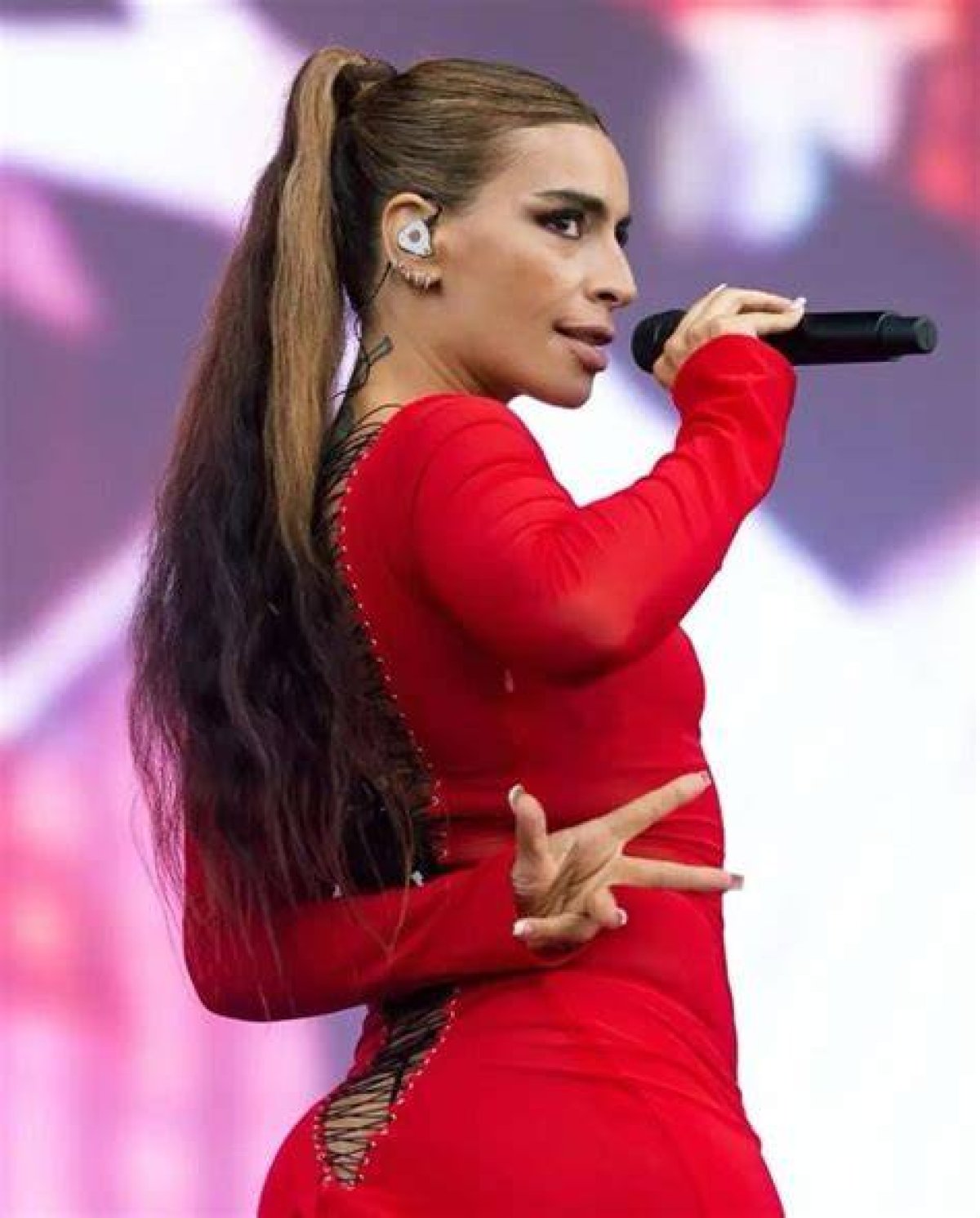 Is Sevdaliza Pregnant? | Tg Time