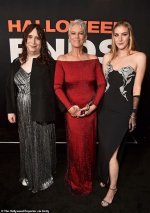 Jamie Lee Curtis Bio, Is She Transgender, Who Is Her Husband, Net Worth, Children