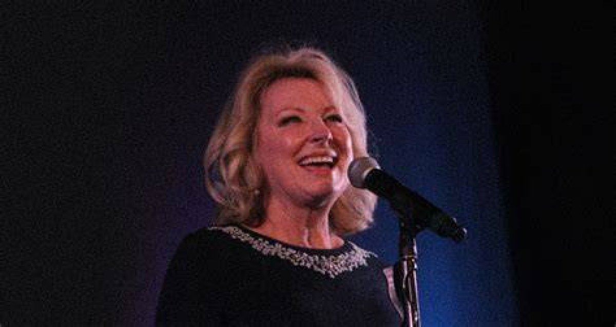 Janet Paschal ·