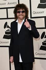 Jeff Lynne Height, Weight, Net Worth, Age, Birthday, Wikipedia, Who, Nationality, Biography