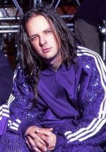 Jonathan Davis's Height and Beyond