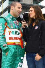 Lauren Bohlander – Biography, Facts About Tony Kanaan’s Wife from the Garage Team