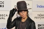 Linda Perry: Breaking Barriers Through Music