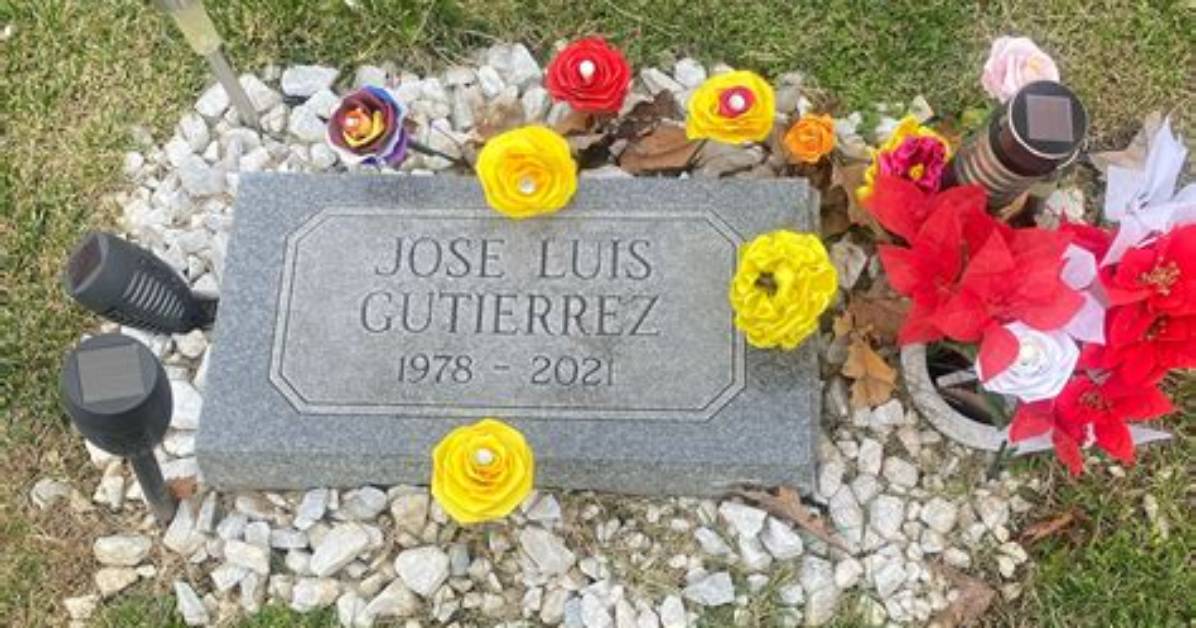 Luis Gutirrez ·