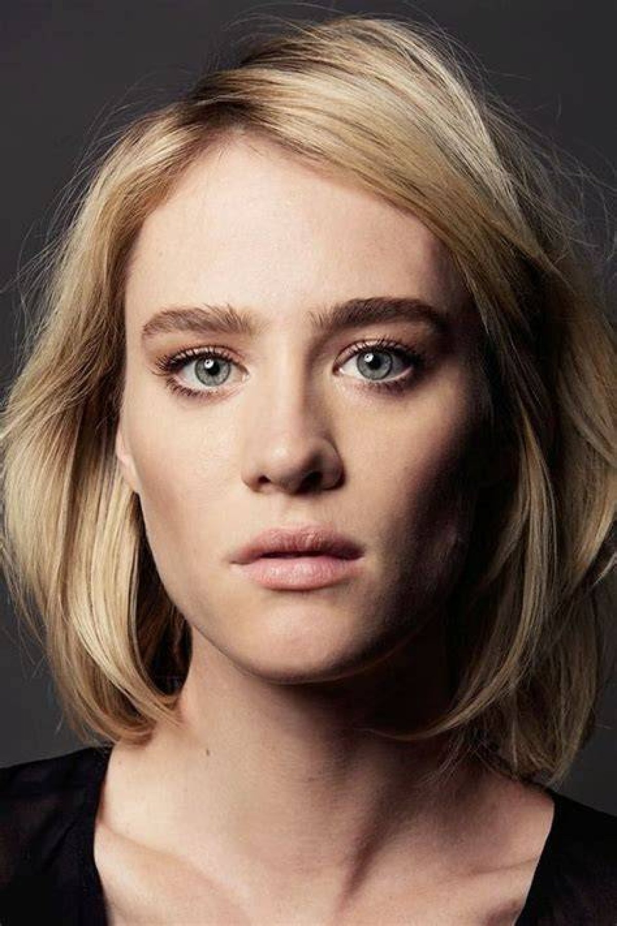 Mackenzie Davis: Unveiling the Mystery of Her Girlfriend