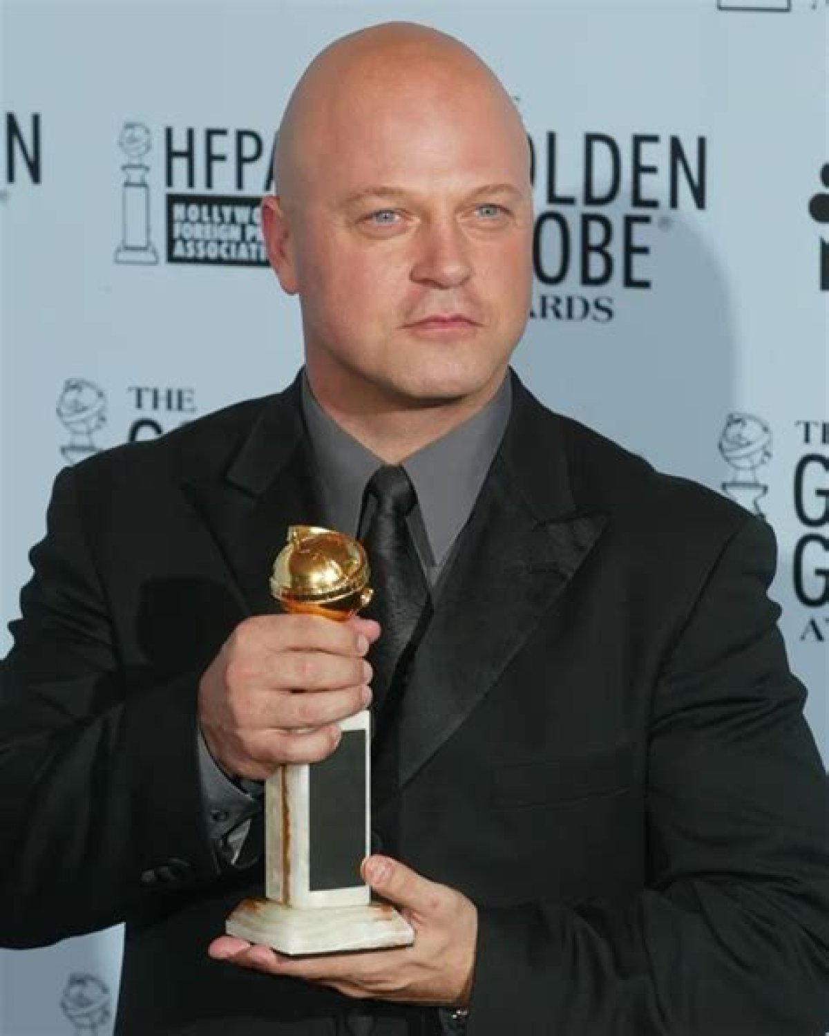 Michael Chiklis Biography, Age, Height, Wife, Net Worth, Family