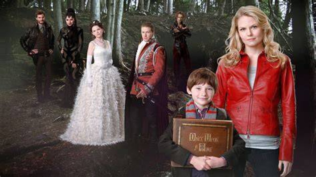 Once Upon a Time: the Enchantment of Prince Blond Disney