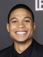Ray Fisher (Actor) Wiki, Age, Bio, Wife, Married, Salary, Net Worth, Height, Movies, Instagram