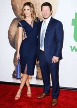 Rhea Durham Height: How Tall Is Mark Wahlbergs Wife?