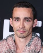 Robert Sheehan 2024: a Glimpse into His Future