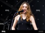 Rosa Walton – Singer, Songwriter | When Did She Start Singing? Wiki, Age, Height, Net Worth, Relationship, Ethnicity