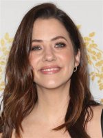 Shaping Beauty: Analyzing Julie Gonzalo's Eyebrow Style