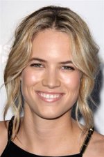 Snogblogy | Cody Horn