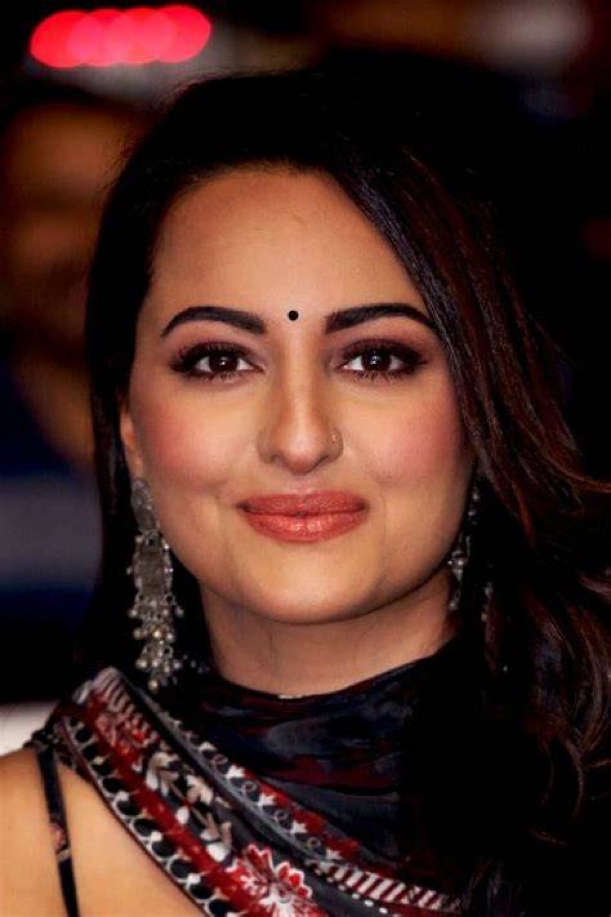 Sonakshi Sinha's Height: Uncover Surprising Insights