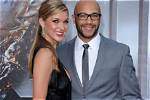 Stephen Bishop Is Not Married to Wife. Dating Girlfriend: Jesiree Dizon. Kids.