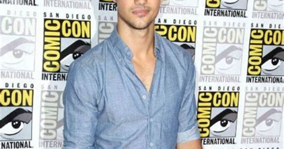 Taylor Lautner’s Height, Weight and Body