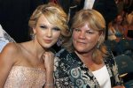 Taylor Swift's Mother: the Woman Behind the Star