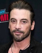 The Marital Status of Skeet Ulrich: a Comprehensive Overview