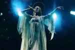 Unraveling Anne Hathaway's Singing Abilities: a Fan's Perspective